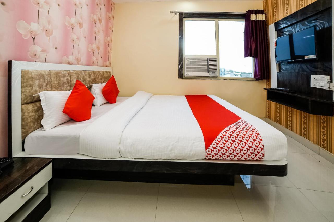 Oyo 41923 Prema Kunj Resort Jhānsi Buitenkant foto