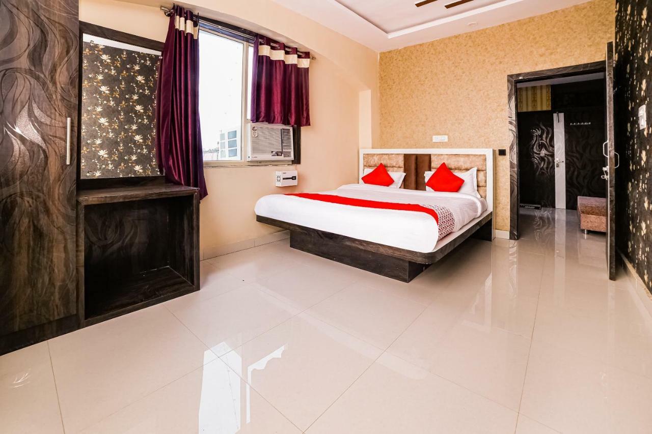 Oyo 41923 Prema Kunj Resort Jhānsi Buitenkant foto