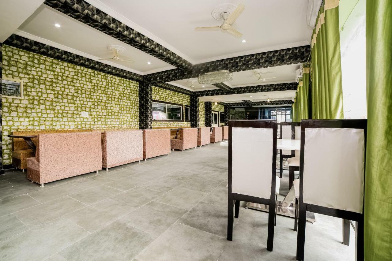 Oyo 41923 Prema Kunj Resort Jhānsi Buitenkant foto